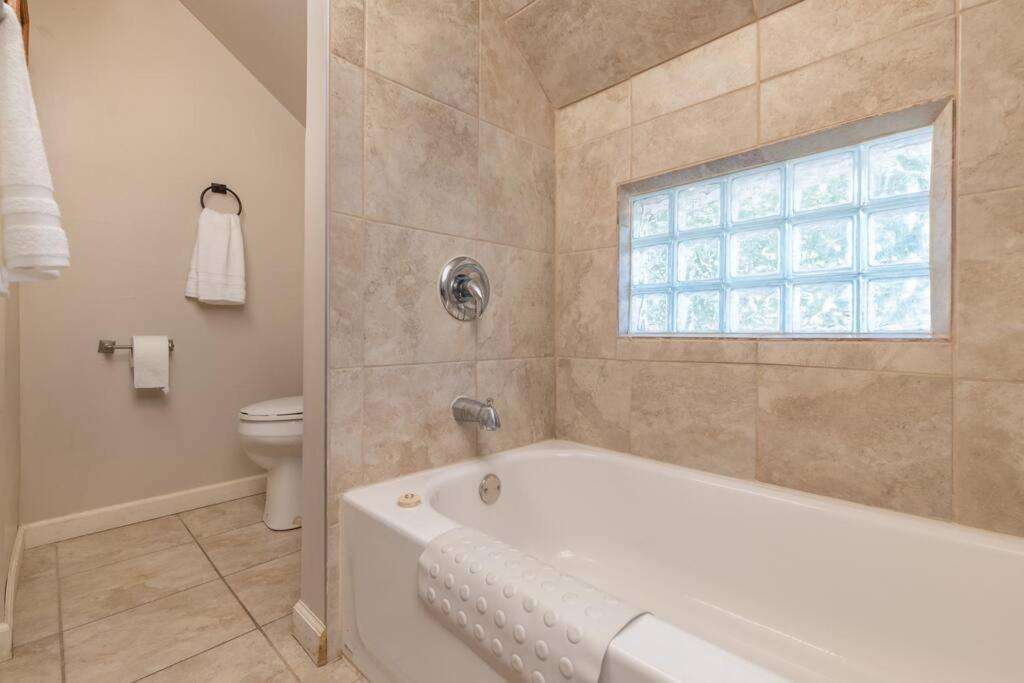 Entire House 3 Bedroom Twin Cities, Specious, Entire House, Ac セントポール エクステリア 写真