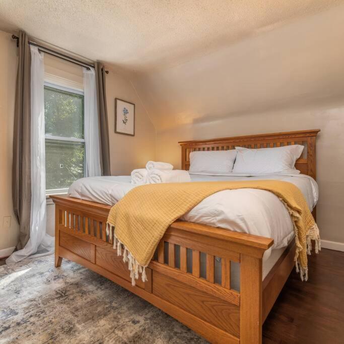 Entire House 3 Bedroom Twin Cities, Specious, Entire House, Ac セントポール エクステリア 写真